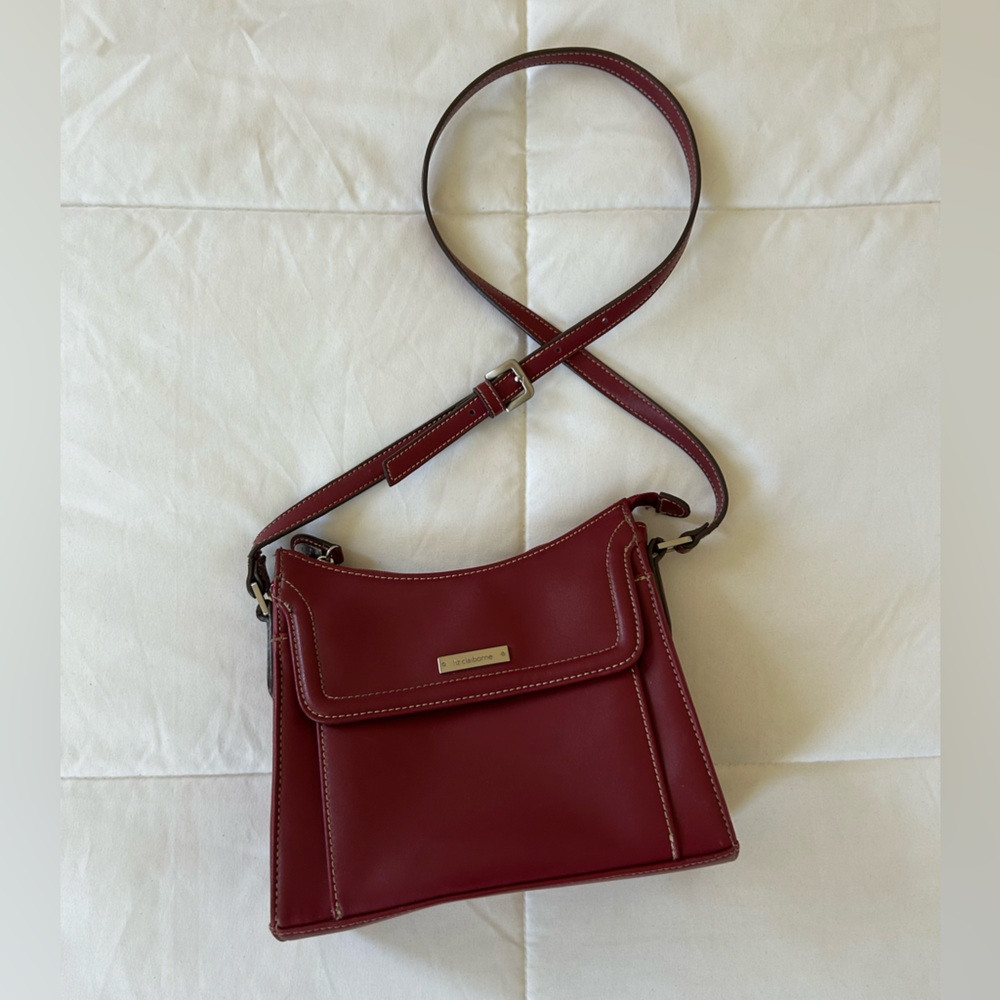 VTG Liz Claiborne Red Vinyl Crossbody/Shoulder Bag w Adjustable Strap